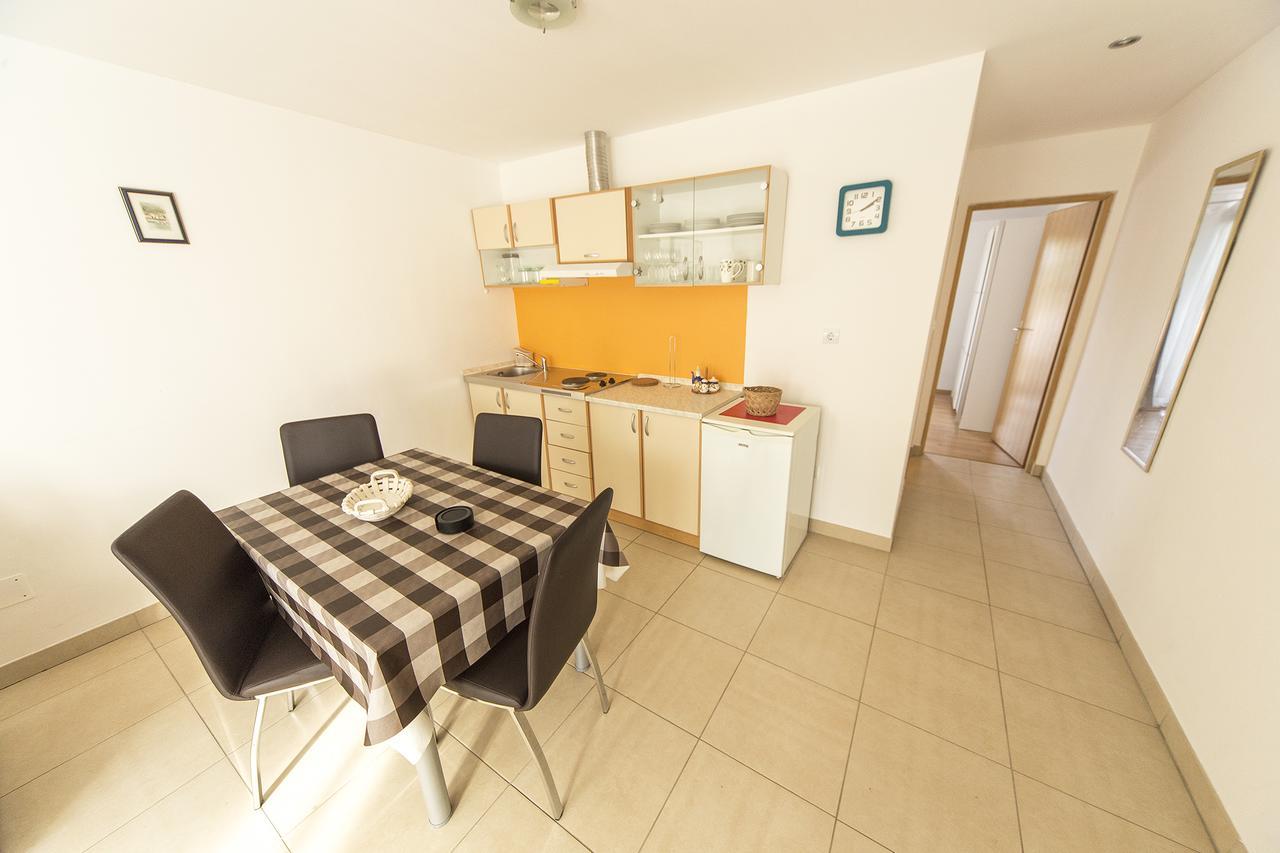 Apartments Katoro Relax อูมัค ภายนอก รูปภาพ
